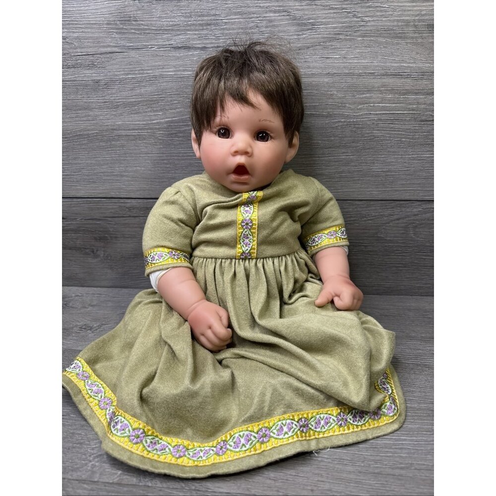 Lee Middleton Reva 1999 Play Time Girl  Baby Doll Model #031999